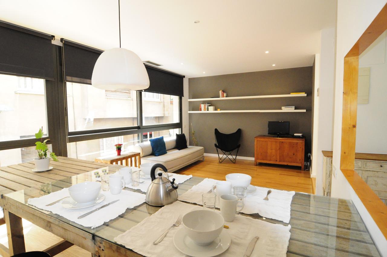 Rentbcn Gracia Deluxe Apartment Barcelona Exterior photo